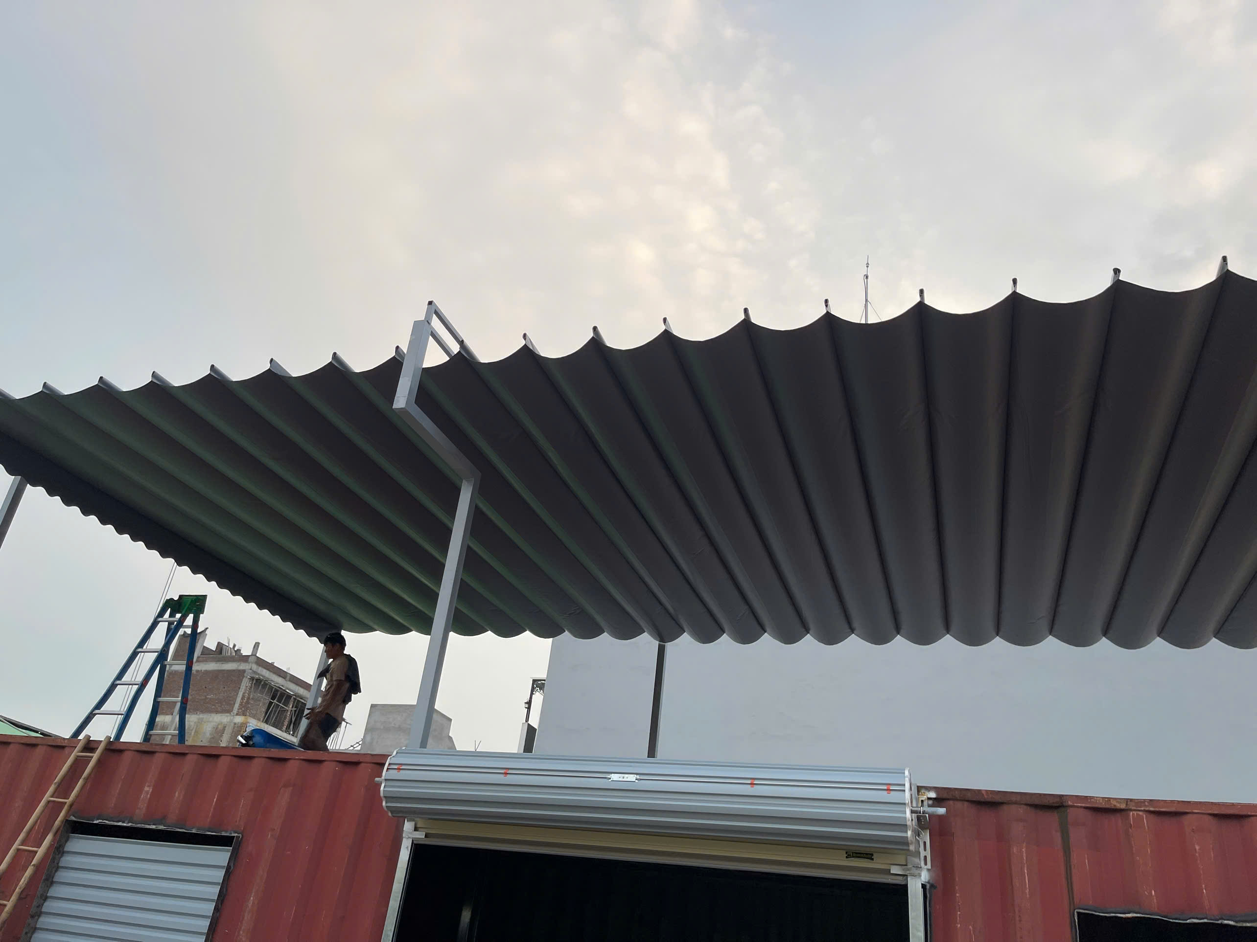 mái xếp di động long biên